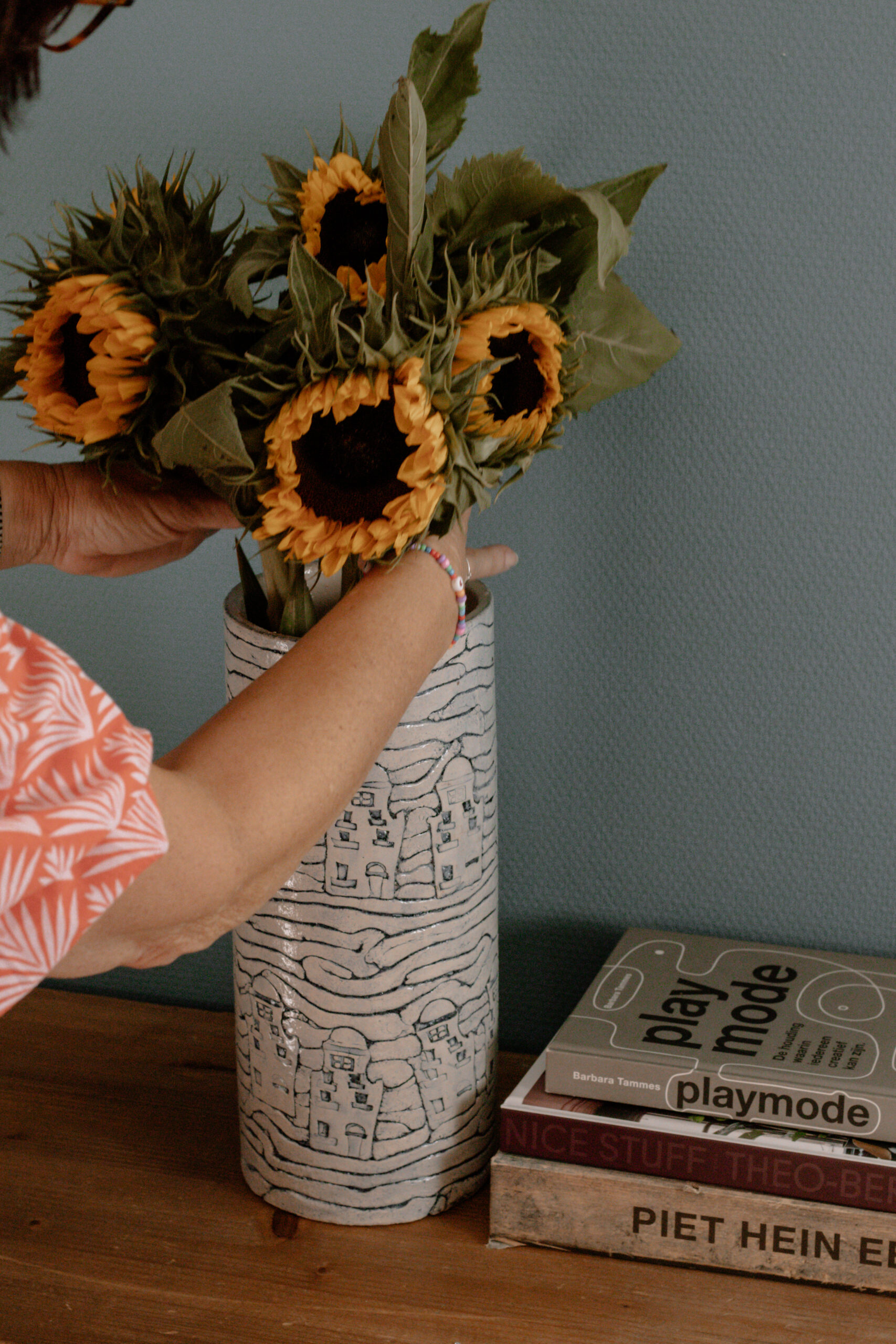 20240819-IMG_1824 Vaas Amsterdamse huisjes - Afbeelding 1