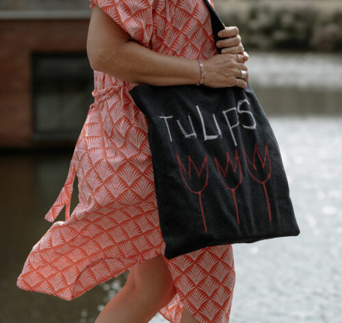 Geborduurde tas Tulp of Amsterdam